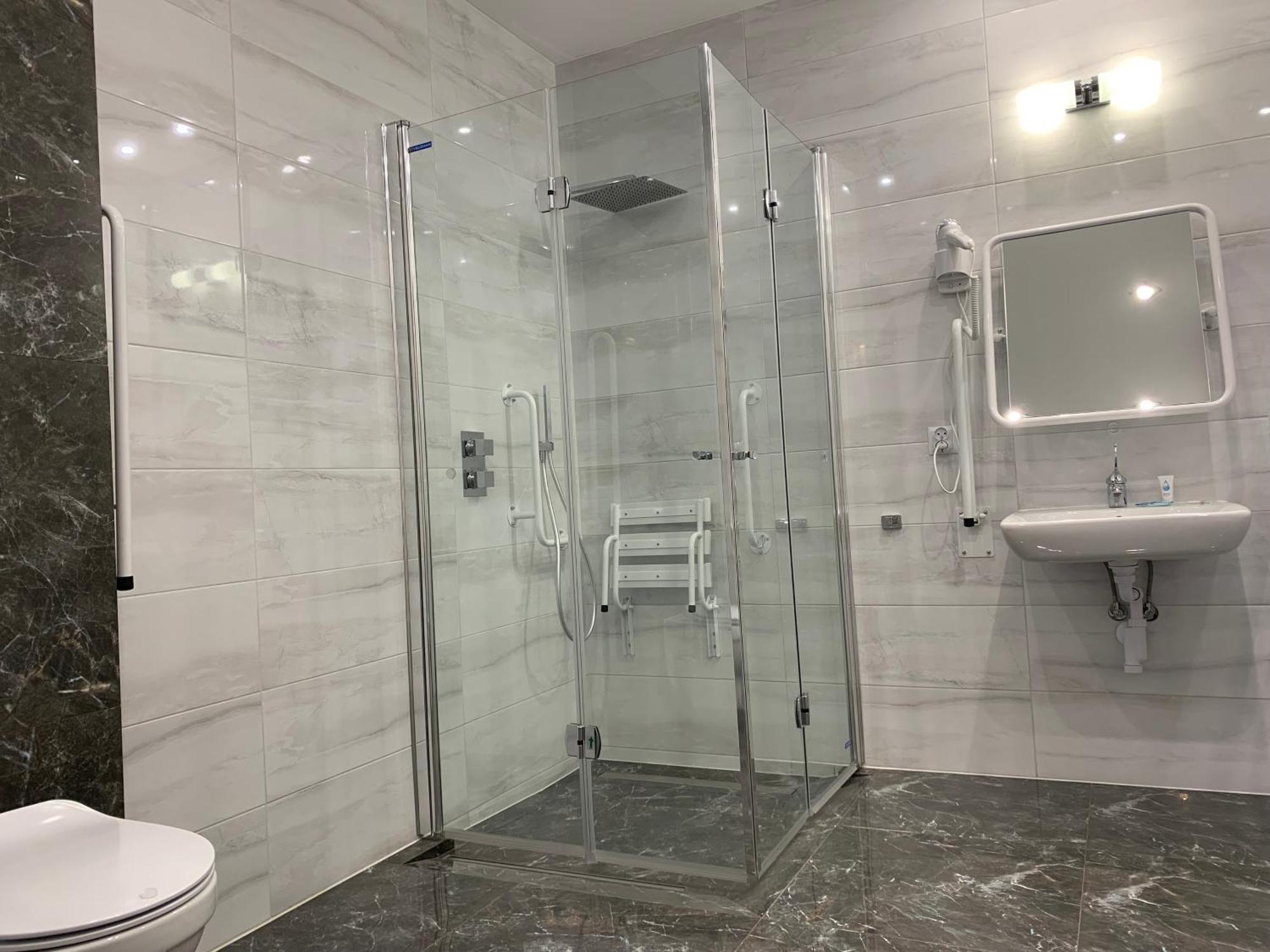 Piramida Aparthotel Boleslawiec  Ngoại thất bức ảnh