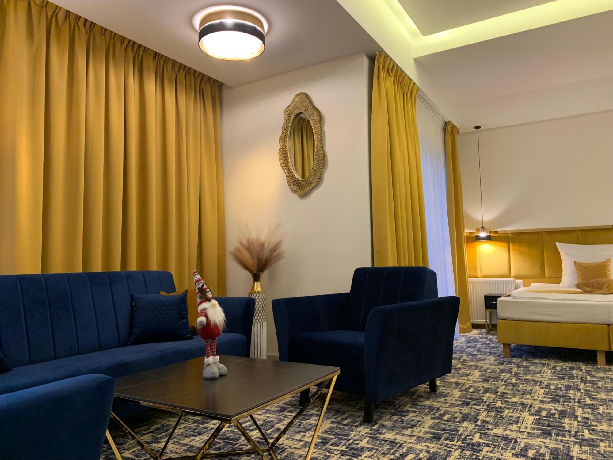 Piramida Aparthotel Boleslawiec  Ngoại thất bức ảnh