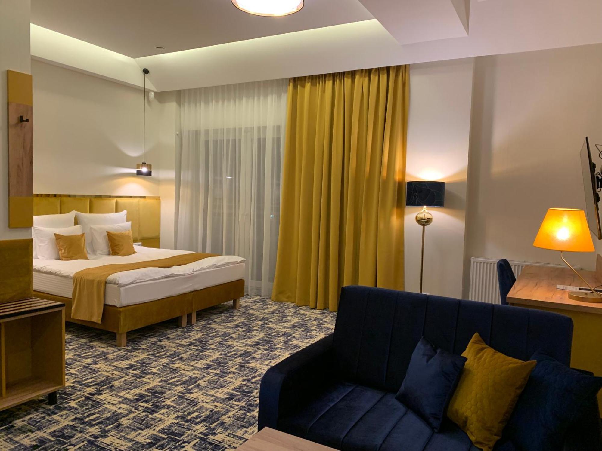 Piramida Aparthotel Boleslawiec  Phòng bức ảnh