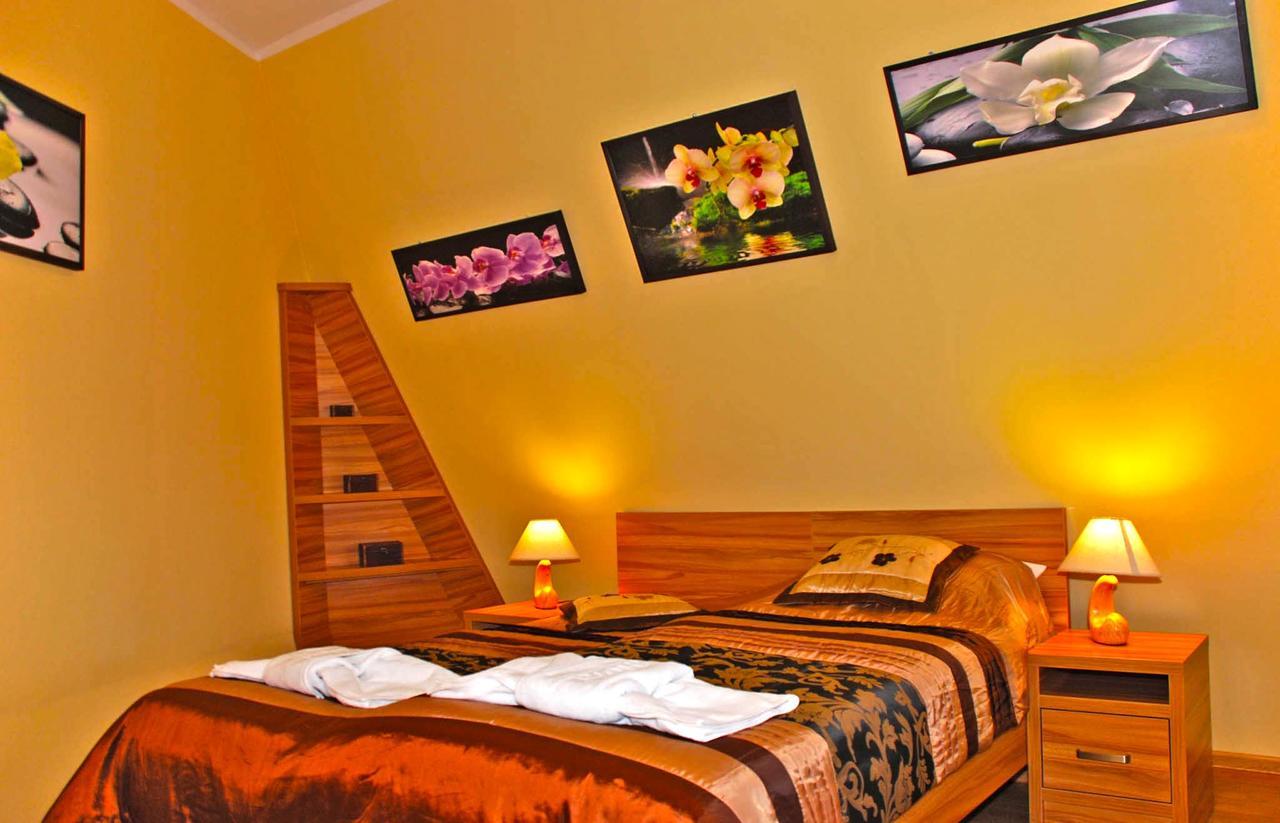 Piramida Aparthotel Boleslawiec  Ngoại thất bức ảnh